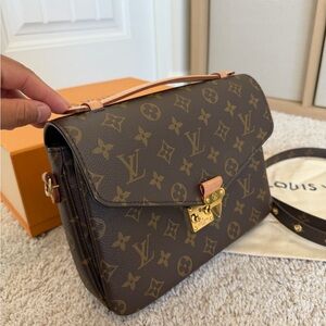 Louis Vuitton Classic Monogram Crossbody Bag